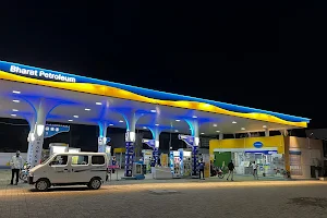 Bharat Petroleum, Petrol and CNG pump-Jamalbhai U. Kadiwala image
