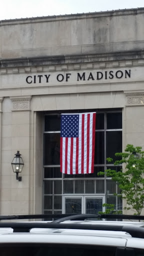 Coffee Shop «The Red Roaster Coffee & Eatery», reviews and photos, 100 W Main St, Madison, IN 47250, USA