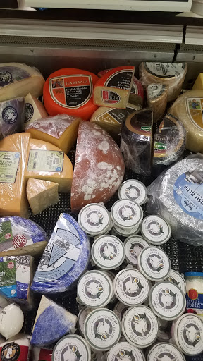 Wine Store «The Wine & Cheese Place», reviews and photos, 14748 Clayton Rd, Ballwin, MO 63011, USA