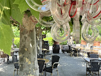 Atmosphère du Restaurant de spécialités alsaciennes Brasserie-Hotel-Restaurant le Scharrach à Scharrachbergheim-Irmstett - n°5