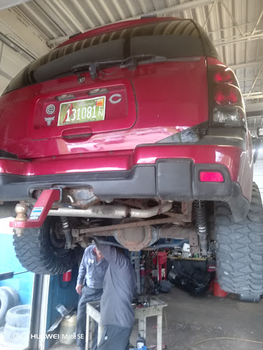 Muffler Shop «Super Muffler Auto Repair», reviews and photos, 2833 Sunset Ave, Waukegan, IL 60087, USA