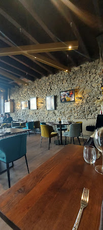 Atmosphère du Restaurant français Restaurant le Tournesol en ARDECHE à Tournon-sur-Rhône - n°17