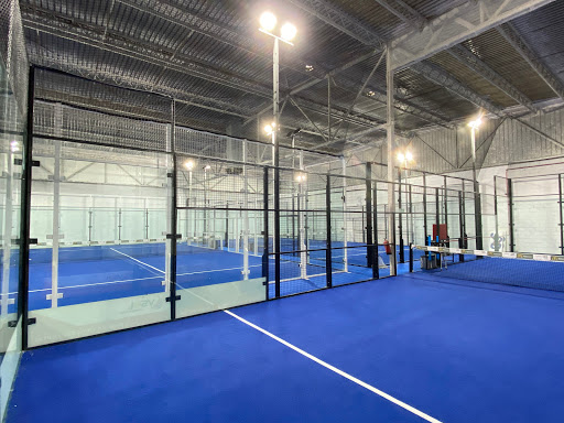 IRON PADEL INDOOR SEVILLA