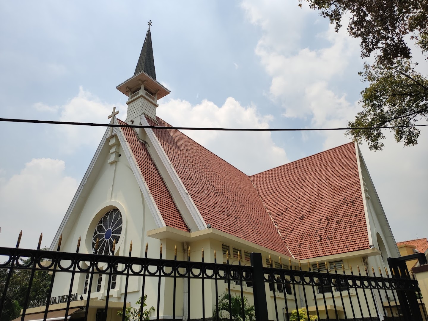 Gambar Gereja Santa Theresia Jakarta