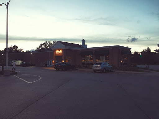 Grocery Store «Grand Food Center», reviews and photos, 606 Green Bay Rd, Winnetka, IL 60093, USA