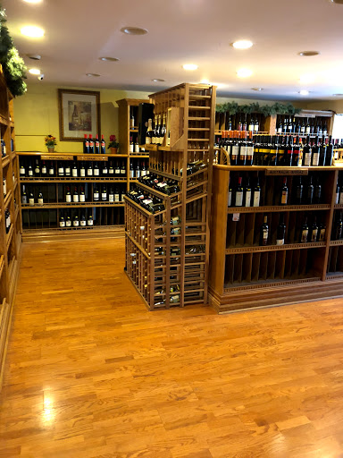 Liquor Store «Wine Hut», reviews and photos, 741 Frenchtown Rd, Milford, NJ 08848, USA