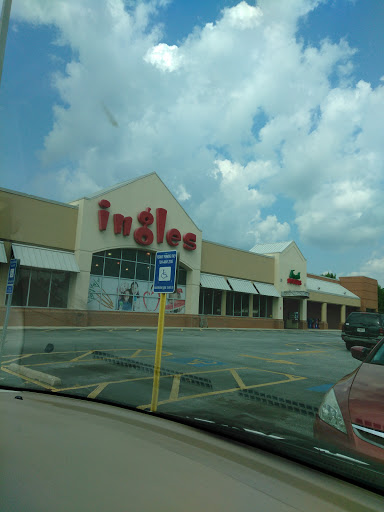 Grocery Store «Ingles Market», reviews and photos, 1890 E Main St, Hogansville, GA 30230, USA