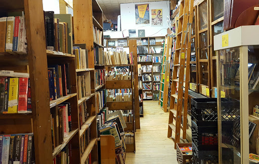 Book Store «Montclair Book Center», reviews and photos, 221 Glenridge Ave, Montclair, NJ 07042, USA