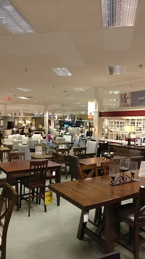 Furniture Store «Raymour & Flanigan Furniture and Mattress Store», reviews and photos, 480 Balltown Rd, Schenectady, NY 12304, USA
