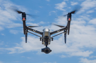 Alquiler Drones Profesionales en Sevilla, Filmaciones Aéreas, Piloto de drones profesionales