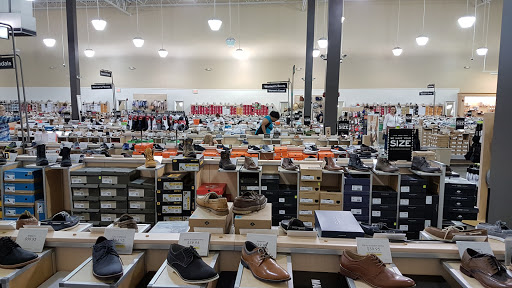 Shoe Store «DSW Designer Shoe Warehouse», reviews and photos, 1300 Huguenot Rd, Midlothian, VA 23113, USA