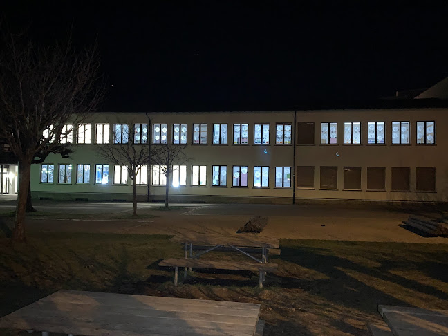 Scuola comunale Centro scolastico di viale Stazione Öffnungszeiten