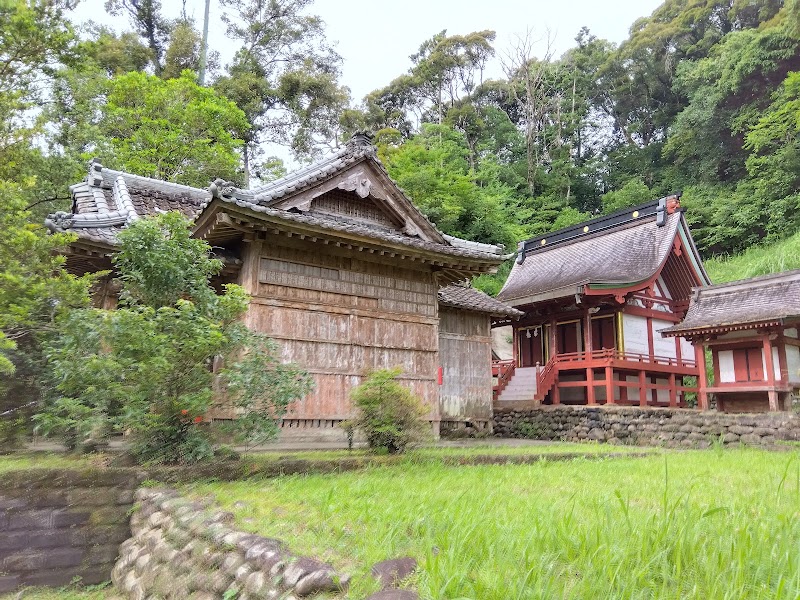 巨田(こた)神社