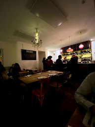 Photo n°56 de Puce à Paris ()