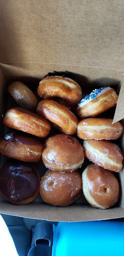 Donut Shop «Carol Lee Donut Shop», reviews and photos, 1414 N Main St, Blacksburg, VA 24060, USA