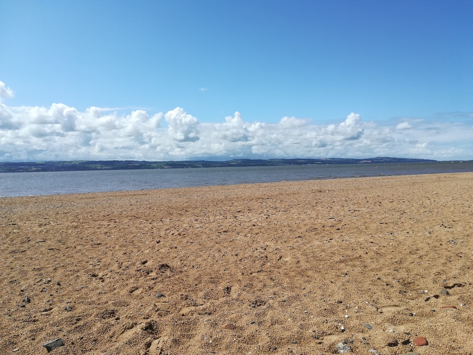 Fotografija Thurstaston plaža divje območje