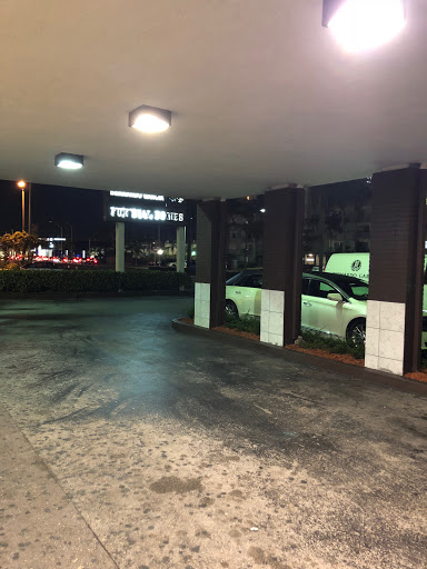 Funeral Home «Bernardo Garcia Funeral Home», reviews and photos, 865 W 49th St, Hialeah, FL 33012, USA