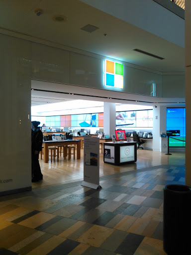 Computer Store «Microsoft Store», reviews and photos, 75 Middlesex Turnpike, Burlington, MA 01803, USA