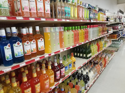 Liquor Store «Yankee Spirits», reviews and photos, 376 Main St, Sturbridge, MA 01566, USA