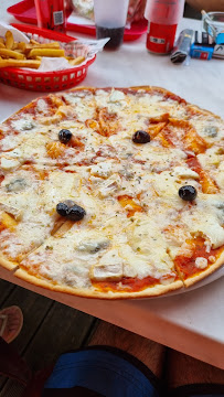 Plats et boissons du Pizzeria L'Oasis Pizza Snack à Grospierres - n°7