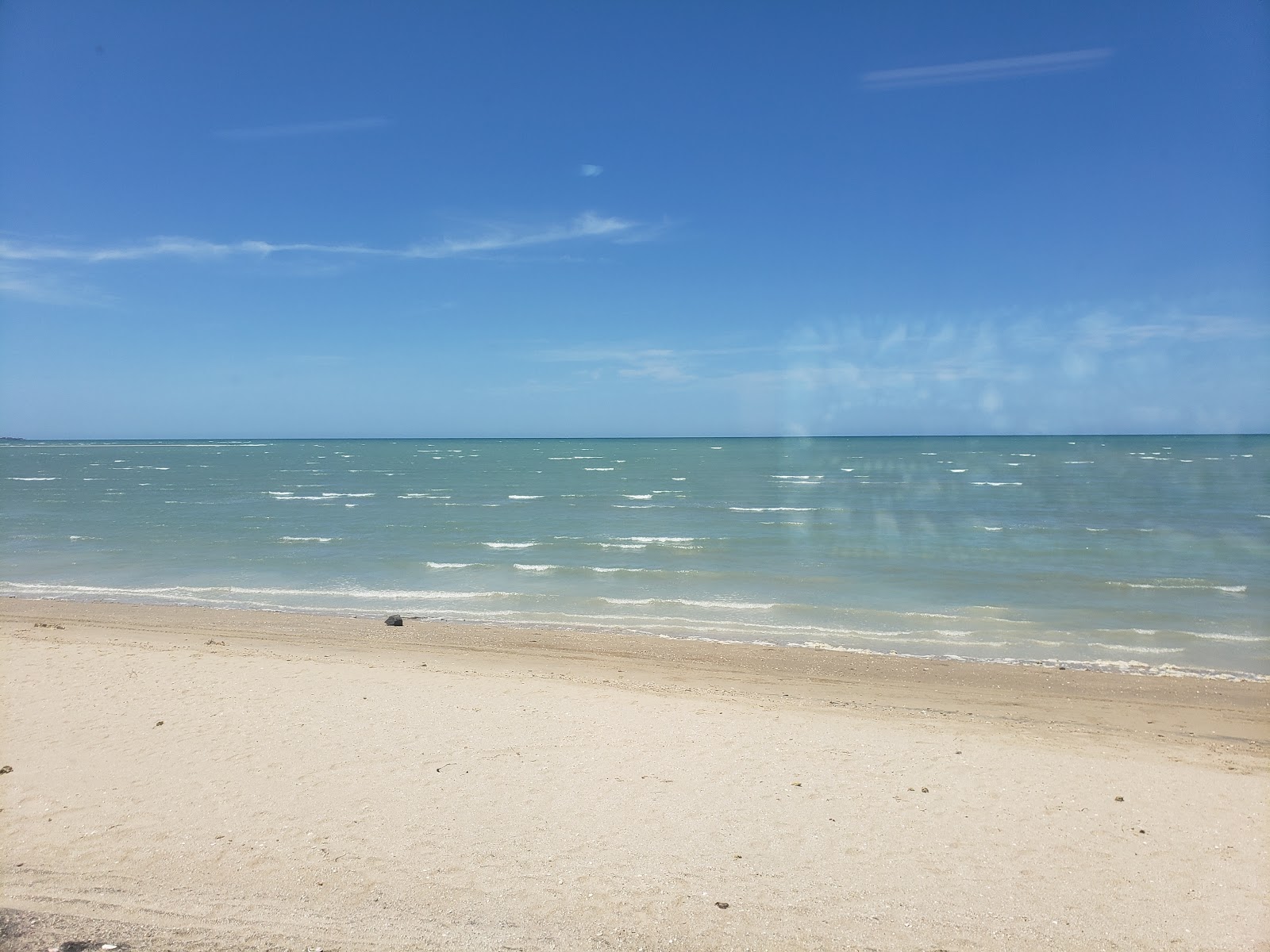 Photo de Playa Laguna situé dans une zone naturelle