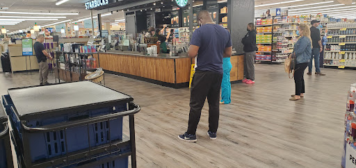 Grocery Store «Star Market», reviews and photos, 130 Granite St, Quincy, MA 02169, USA