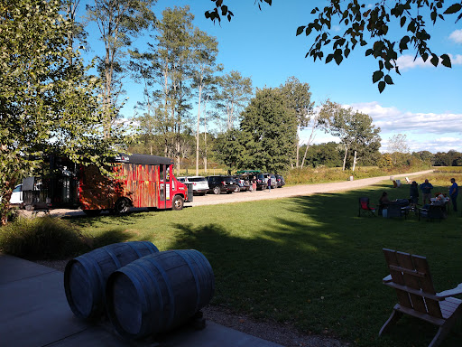 Vineyard «Black Birch Vineyard/ Black Birch Winery», reviews and photos, 108-109 Straits Rd, Hatfield, MA 01066, USA