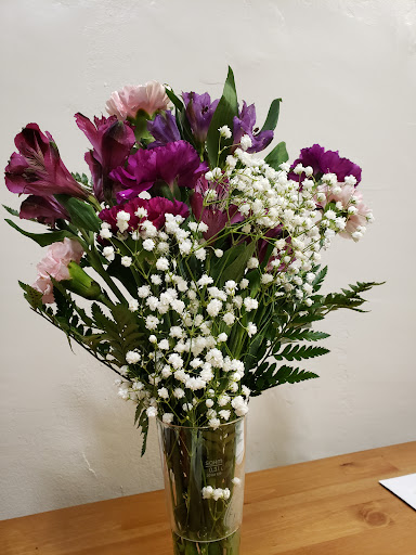 Florist «Roses Florist», reviews and photos, 3551 Chestnut St, Philadelphia, PA 19104, USA