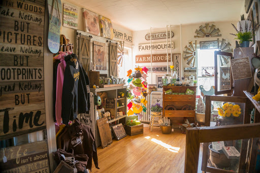 Barton's Brickhouse Boutique