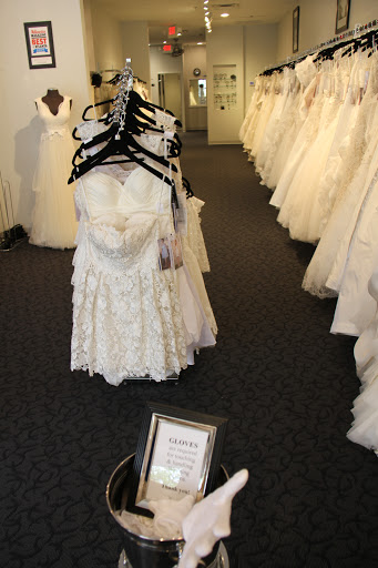 Bridal Shop «Le Dress Boutique, Discount Wedding and Evening Dresses», reviews and photos, 206 Johnson Ferry Rd, Sandy Springs, GA 30328, USA