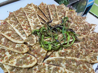 Sazlıpınar Etli Ekmek Pide