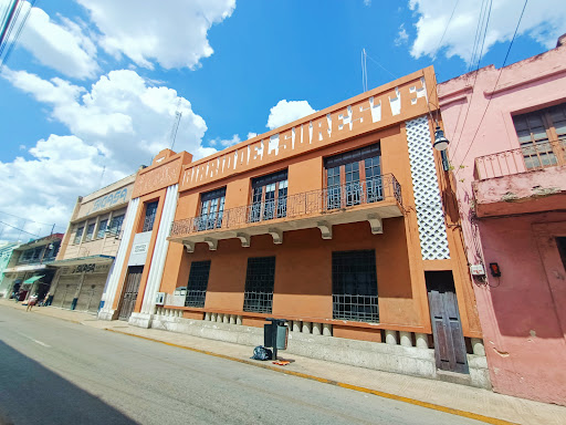 Centro de Apoyo a la Investigación Histórica y Literaria de Yucatán CAIHLY
