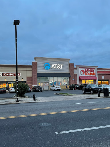 AT&T, 117 S 69th St, Upper Darby, PA 19082, USA, 