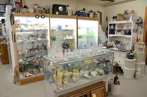 Antique Store «Midtown Antique Mall», reviews and photos, 301 Main St S, Stillwater, MN 55082, USA