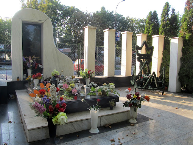 Értékelések erről a helyről: Csepeli temető, Budapest - Temetkezési vállalkozás