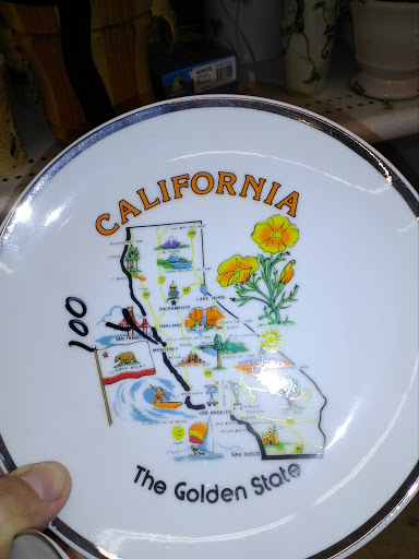 Thrift Store «Village Discount Outlet Store 01», reviews and photos, 6419 S Kedzie Ave, Chicago, IL 60629, USA