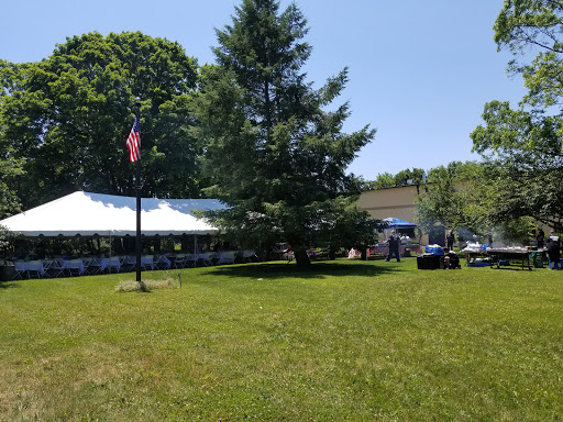 Tates Bake Shop, 62 Pine St, East Moriches, NY 11940, USA, 