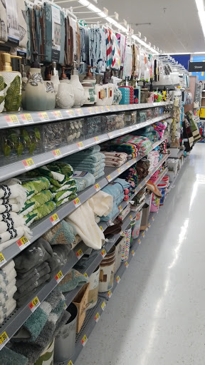 Department Store «Walmart Supercenter», reviews and photos, 850 S Barrington Rd, Streamwood, IL 60107, USA