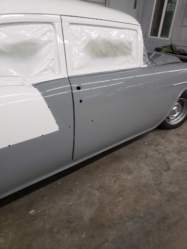 Maaco Auto Body Shop & Painting image