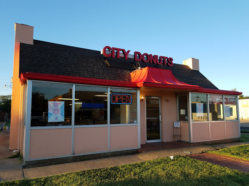 City Donuts, 2245 19th St, Lubbock, TX 79401, USA, 