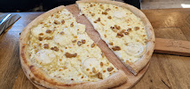 Pizza du Pizzeria Jordan Tomas - Pizza Mamamia Limonest - n°10