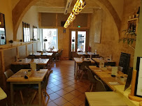 Atmosphère du Restauration rapide L'ENTRACTE restaurant et pizzeria à Pézenas - n°5