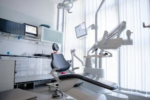 Dentisti Montorsi D'Andria image