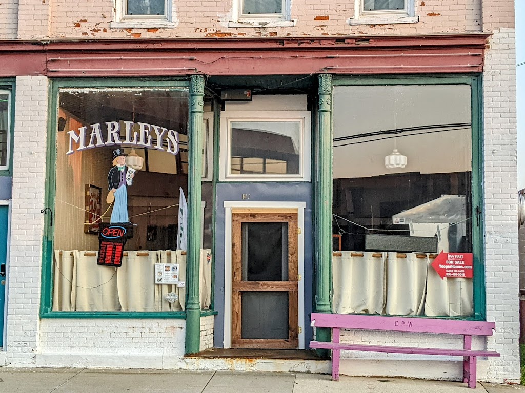 Marley's Bar & Grill 49854