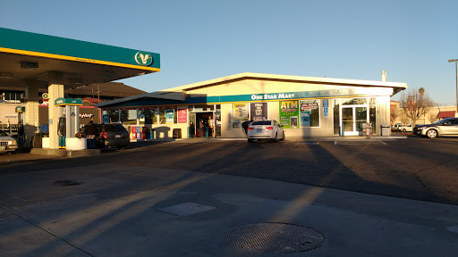 One Star Mini Mart/ Valero gas station