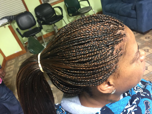 Hair Salon «Senegalese African Hair Braiding», reviews and photos, 10218 W McNichols Rd, Detroit, MI 48221, USA