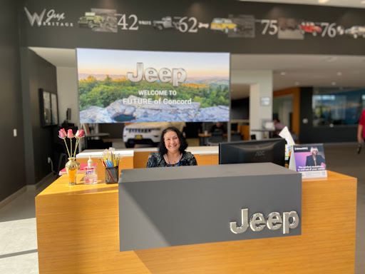 Car Dealer «Lithia Chrysler Jeep Dodge Ram of Concord», reviews and photos, 4901 Marsh Dr, Concord, CA 94520, USA