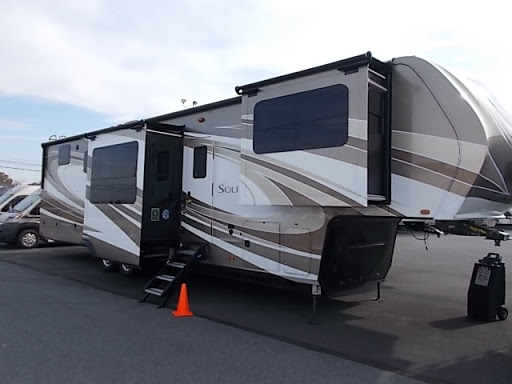 RV Dealer «Tom Schaeffers RV Super Store», reviews and photos, 1236 Pottsville Pike, Shoemakersville, PA 19555, USA