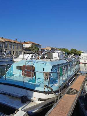 Peniche hote Beaucaire à Beaucaire