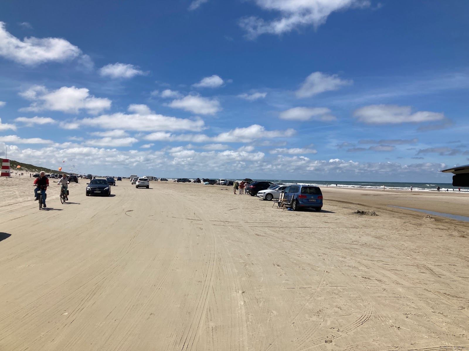 Foto de Vejers Beach - lugar popular entre os apreciadores de relaxamento